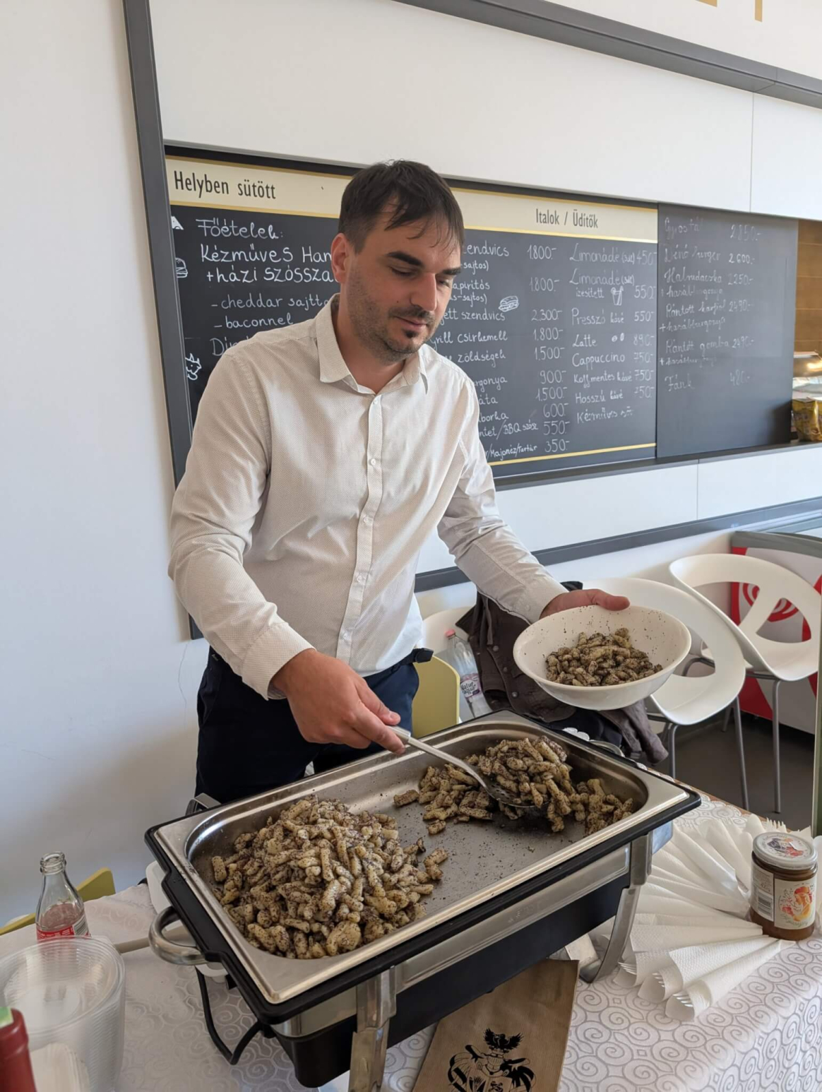 gyarfas-toth-milan-hangonyi-porta-pizzeria-etterem-begyero-nudli-rendezveny