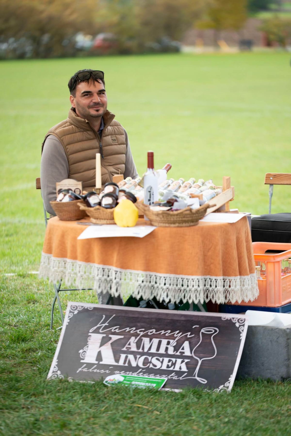 gyarfas-toth-milan-hangonyi-porta-gazda-hangonyi pizzeria-étterem-szallas-oktatás-handmade.jpg